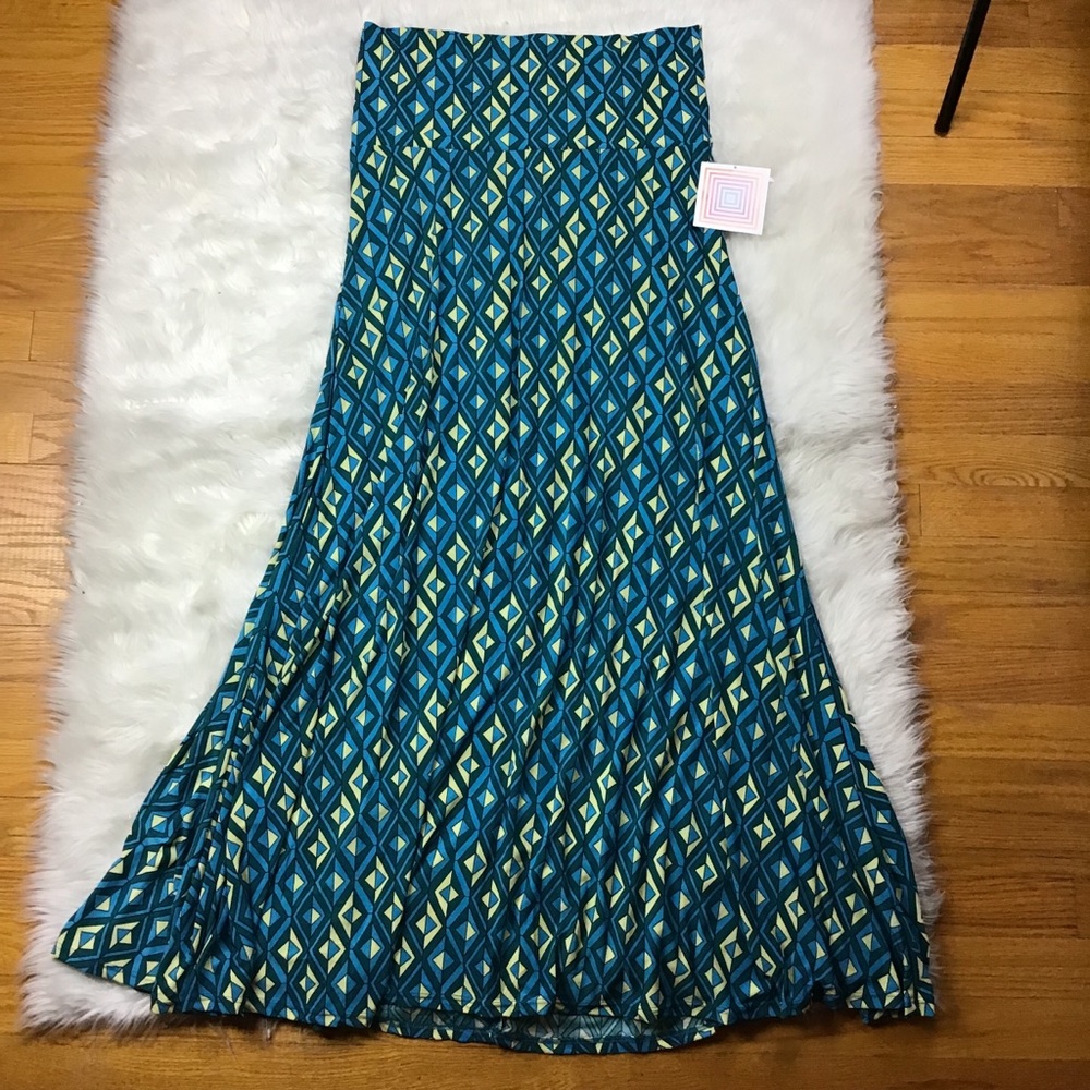 Floor Length Maxi Skirt LuLaRoe size Medium